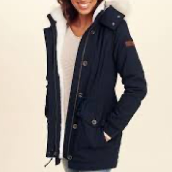 Hollister Heritage Collection Black Parka with Faux Fur Lining and Trim. Size S - Picture 12 of 12